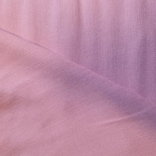 Myk viskose lys rosa